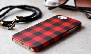 Custom Plaid iPhone Case made with CaseApp plus GIVEAWAY!