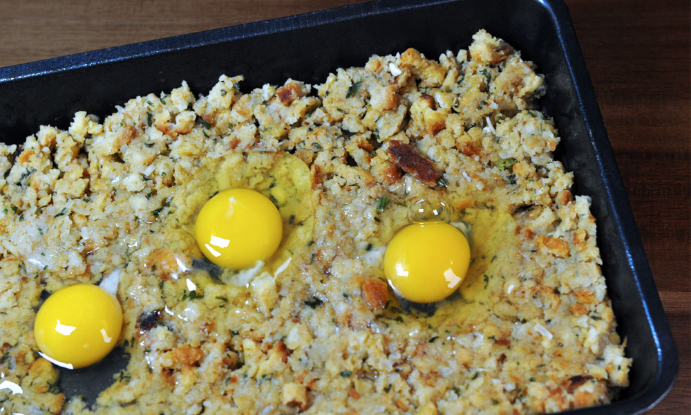 Black Friday Breakfast - Eggs Baked in Stuffing - Easy & Quick Thanksgiving Leftover Recipe